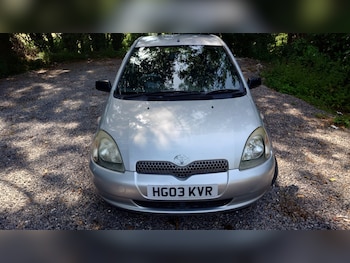 Used Toyota Yaris 2003 for sale - 77643977: Photo