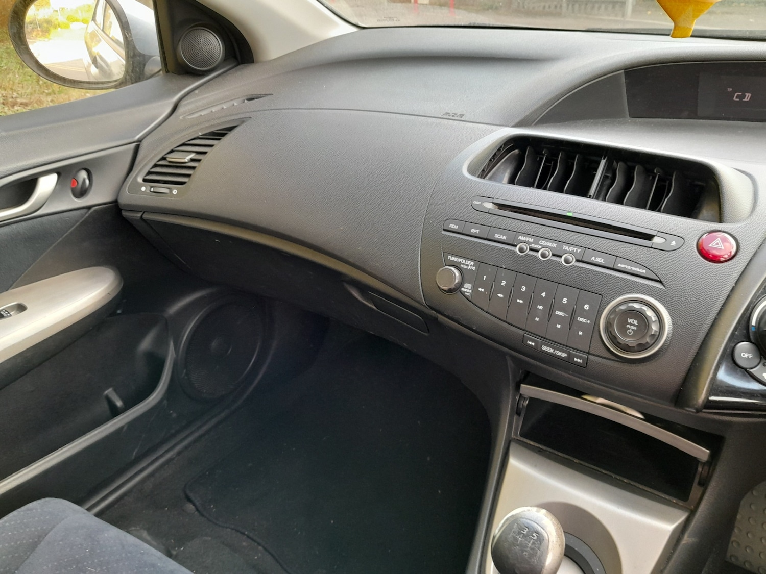 Used Honda Civic 2008 for sale - 76092174: Photo 9