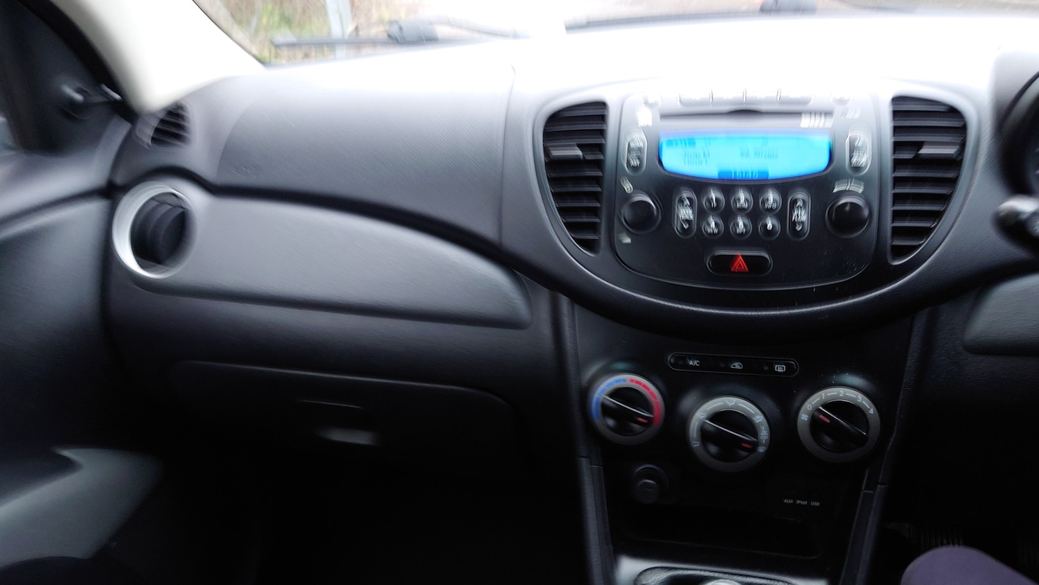 Used Hyundai i10 2013 for sale - 76673229: Photo 12