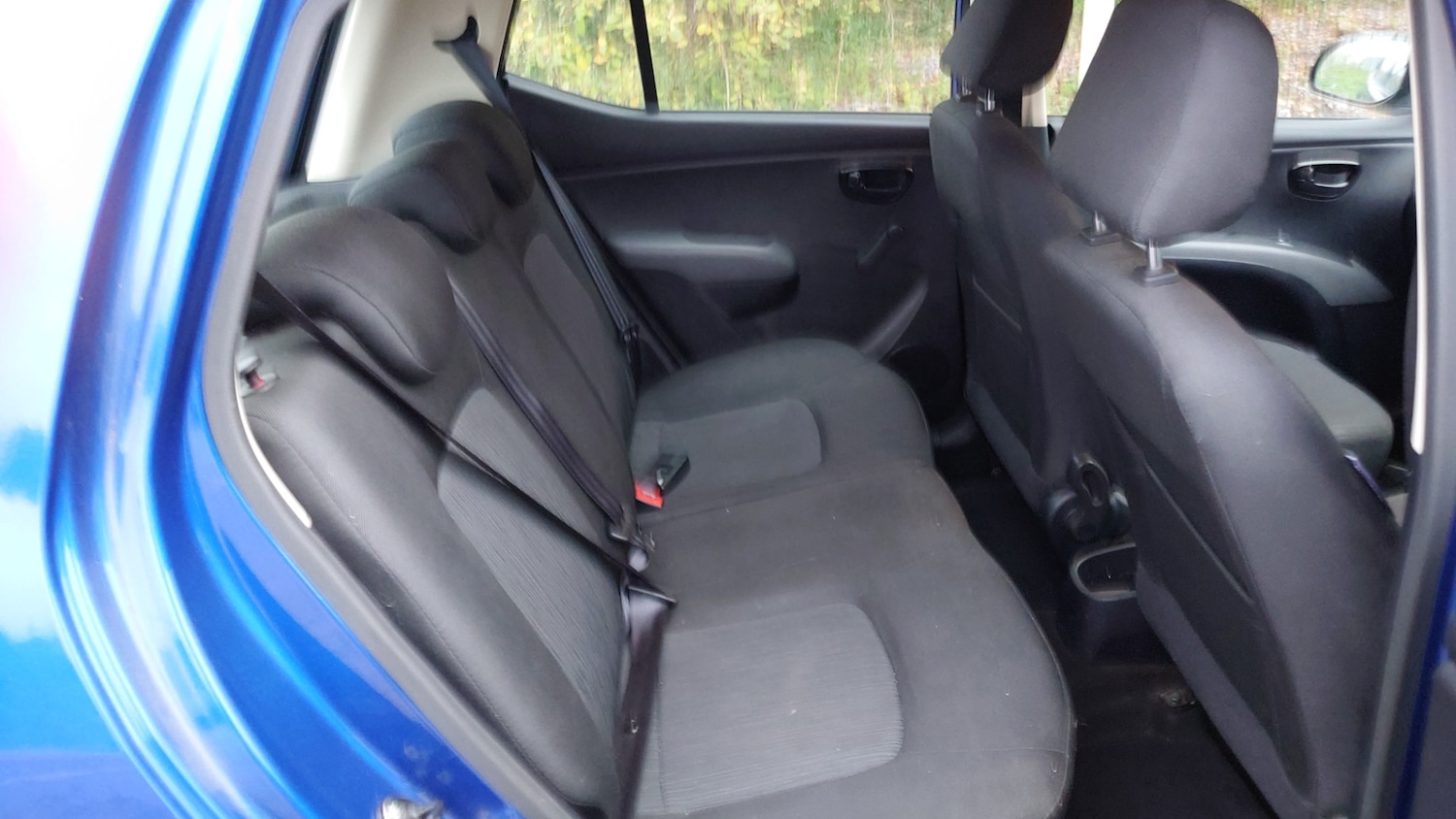 Used Hyundai i10 2013 for sale - 76673229: Photo 9