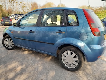 Used Ford Fiesta 2003 for sale - 77872950: Photo