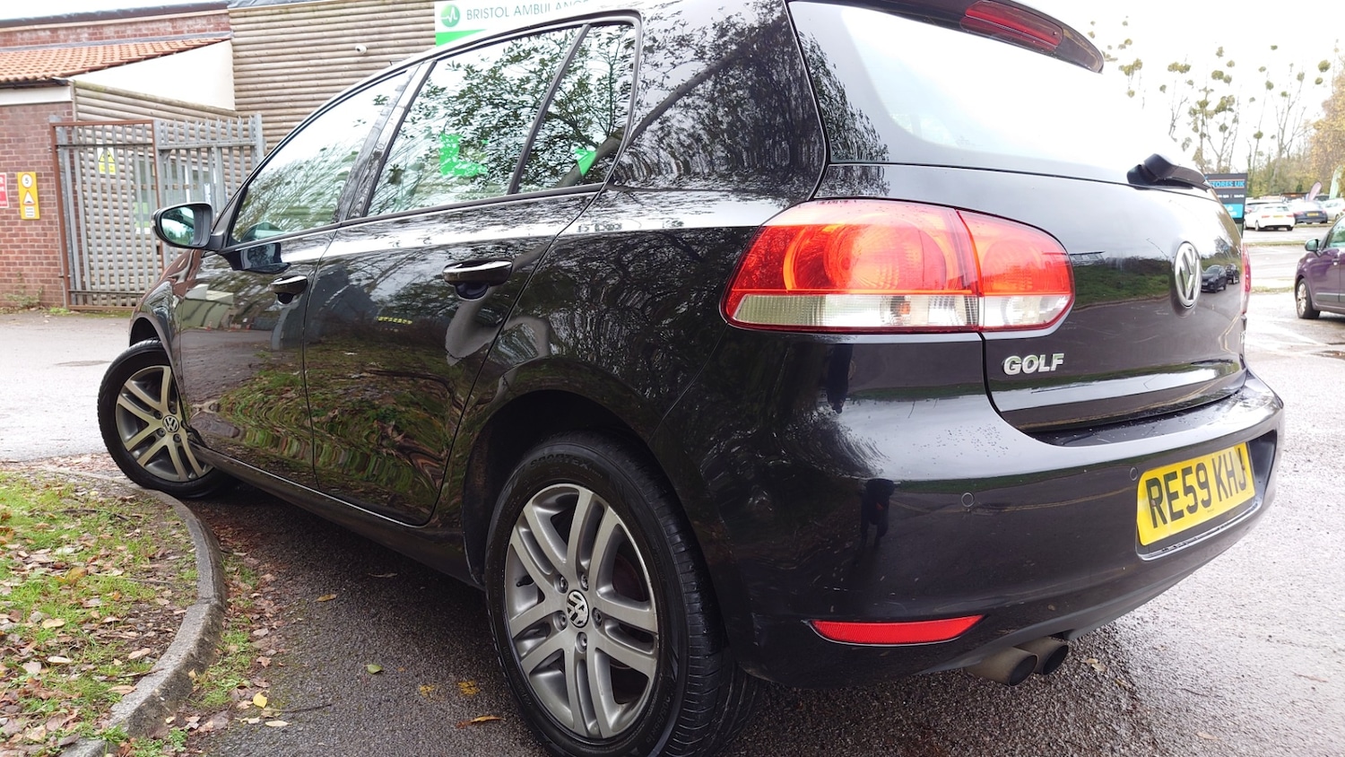 Used Volkswagen Golf 2009 for sale - 76707370: Photo 4