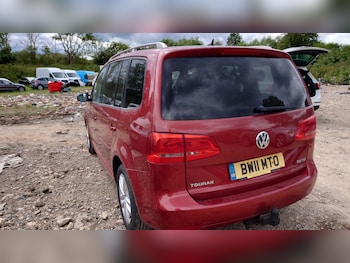 Used Volkswagen Touran 2011 for sale - 75055267: Photo