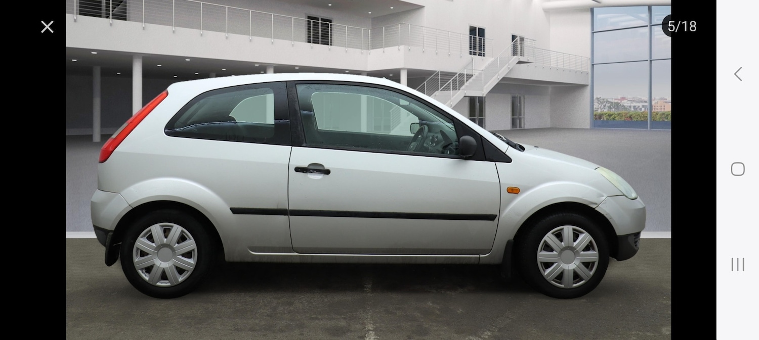 Used Ford Fiesta 2003 for sale - 77568645: Photo 3