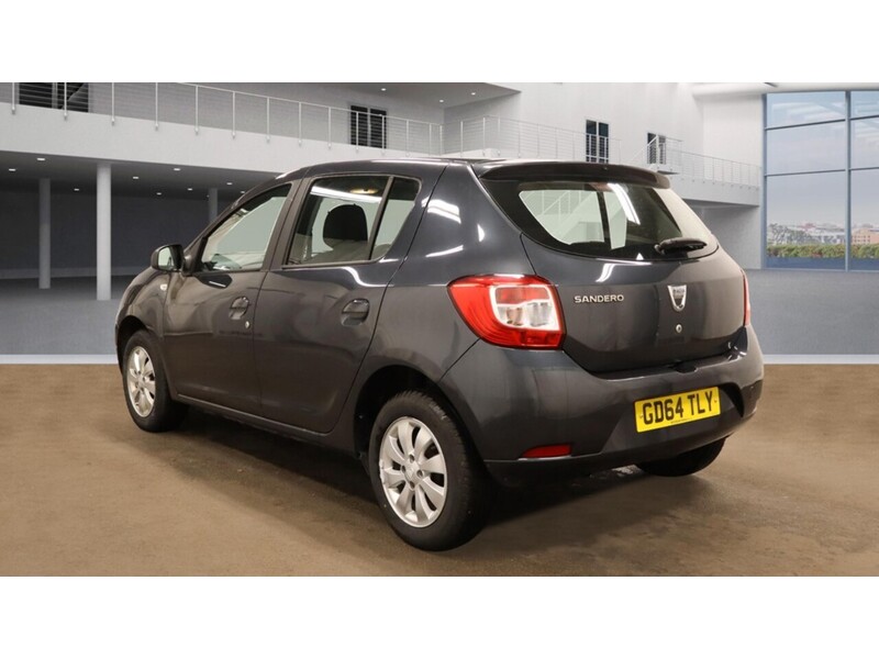 Used Dacia Sandero 2015 for sale - 76482613: Photo 3
