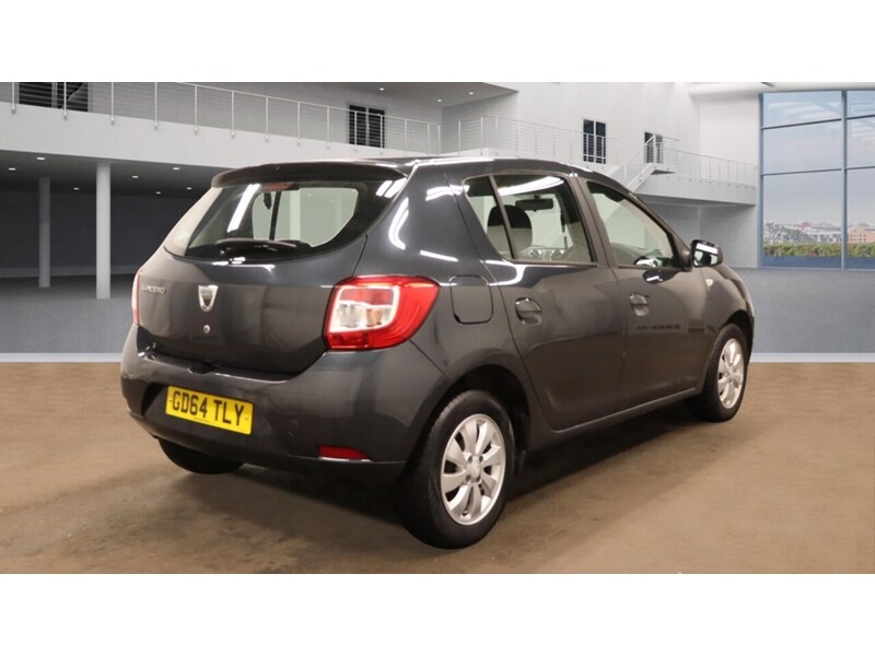 Used Dacia Sandero 2015 for sale - 76482613: Photo 4