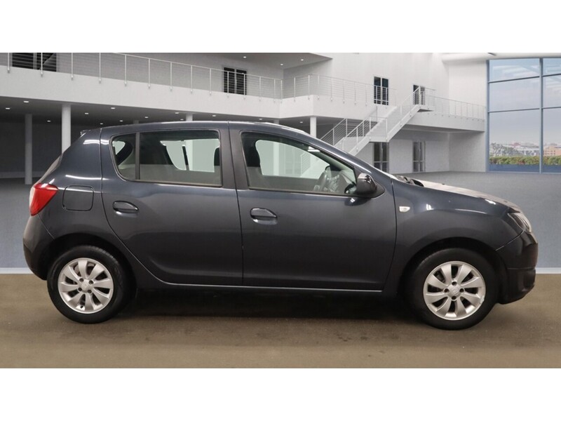 Used Dacia Sandero 2015 for sale - 76482613: Photo 5