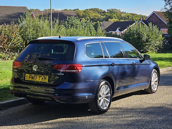 Used Volkswagen Passat 2017 for sale - 76288015: Photo 2