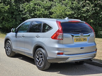 Used Honda CR-V 2016 for sale - 76228719: Photo