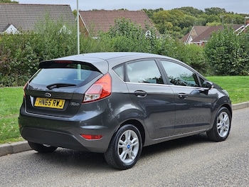 Used Ford Fiesta 2015 for sale - 76228720: Photo