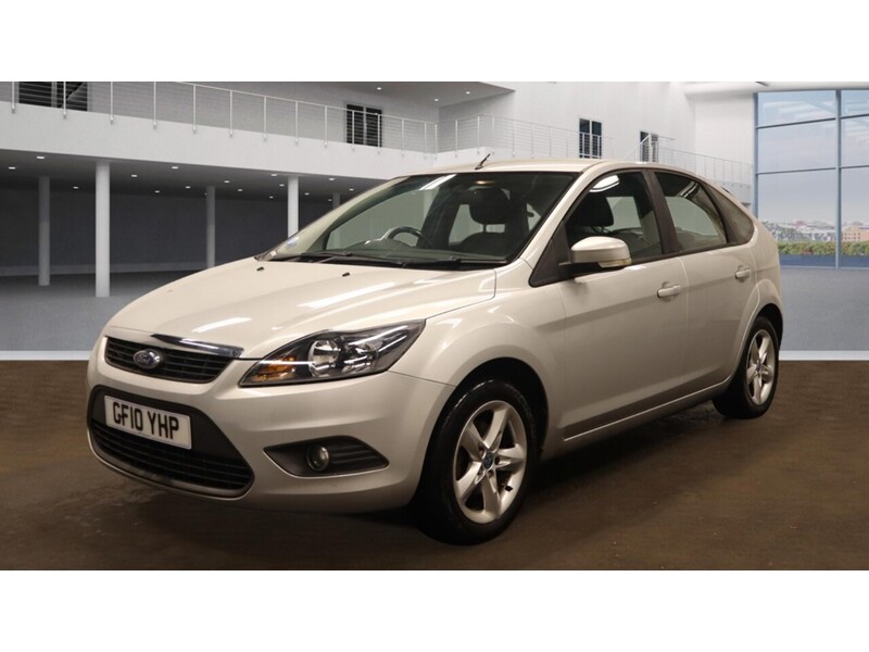 Used Ford Focus 2010 for sale - 76510375: Photo 2