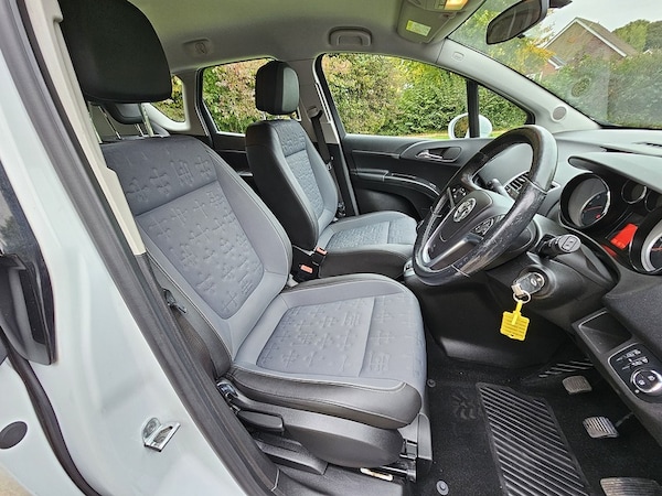 Used Vauxhall Meriva 2015 for sale - 76292177: Photo 5