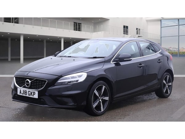 Used Volvo V40 2018 for sale - 76292181: Photo 4