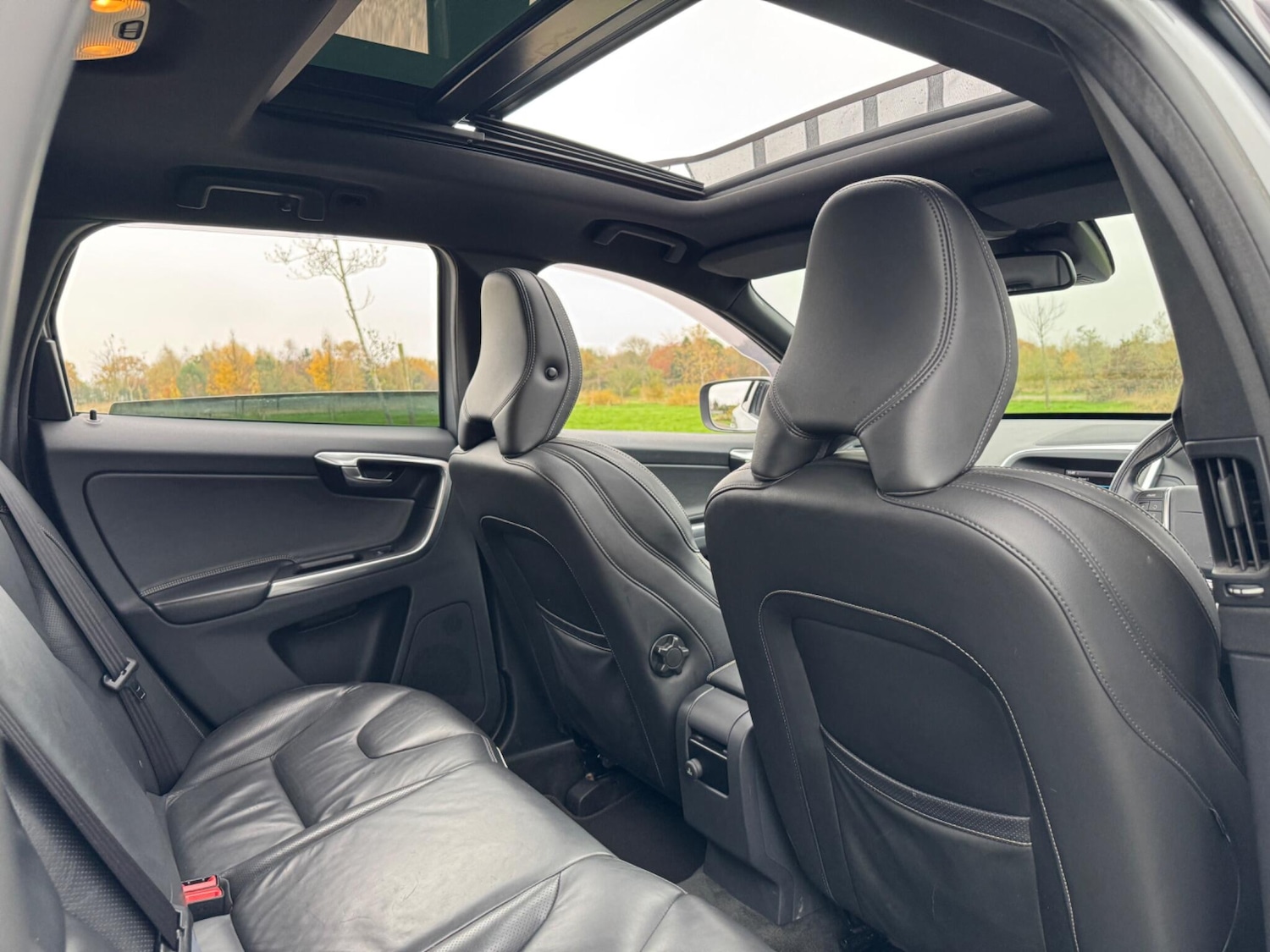 Used Volvo XC60 2014 for sale - 76512222: Photo 36