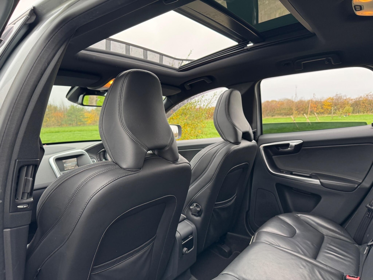 Used Volvo XC60 2014 for sale - 76512222: Photo 39