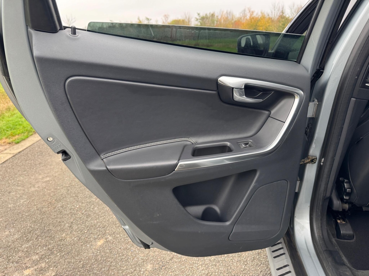 Used Volvo XC60 2014 for sale - 76512222: Photo 40