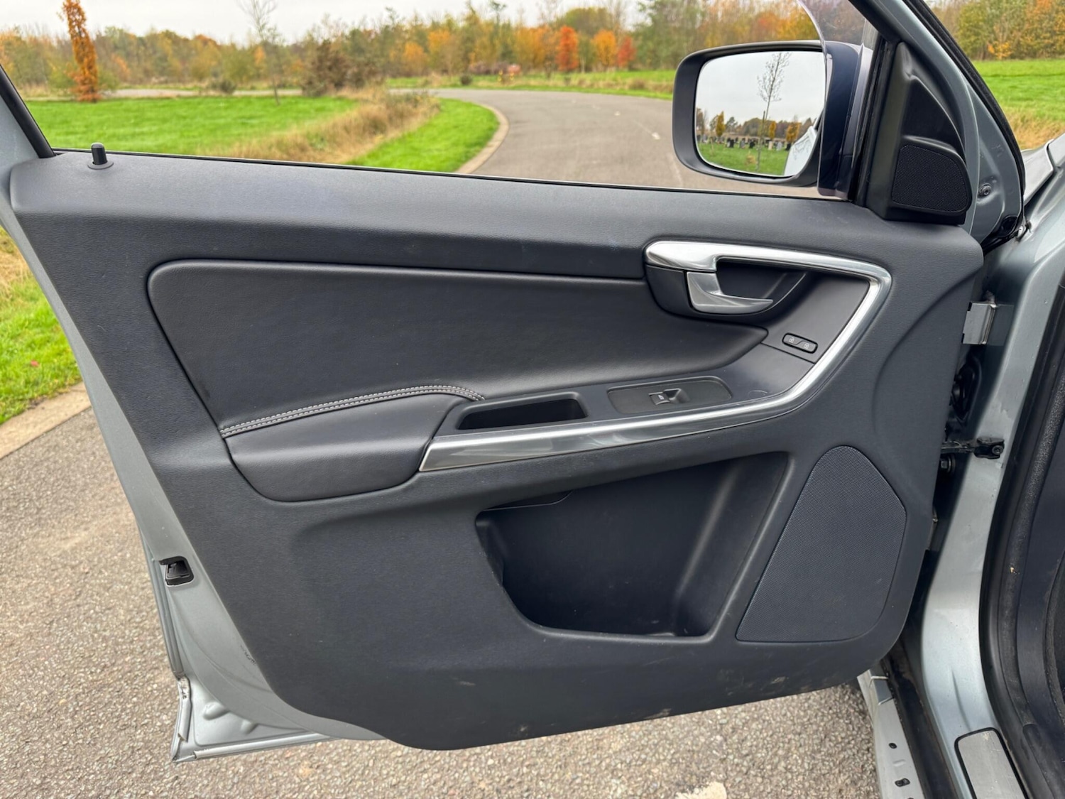 Used Volvo XC60 2014 for sale - 76512222: Photo 45