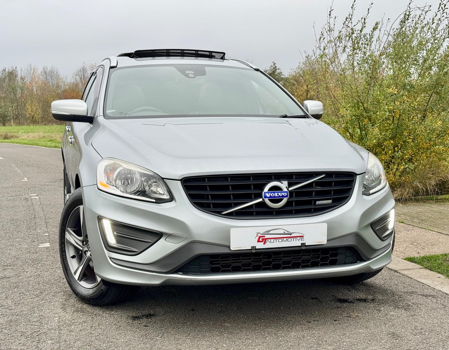 Used Volvo XC60 2014 for sale - 76512222: Photo 5