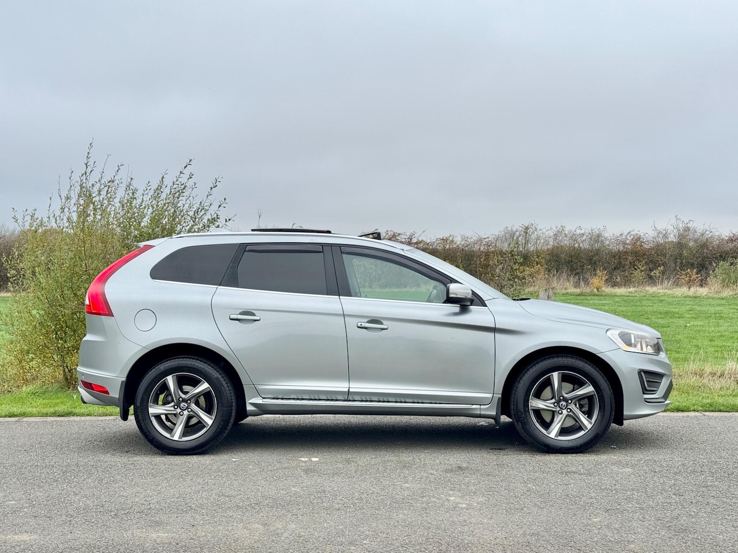 Used Volvo XC60 2014 for sale - 76512222: Photo 6