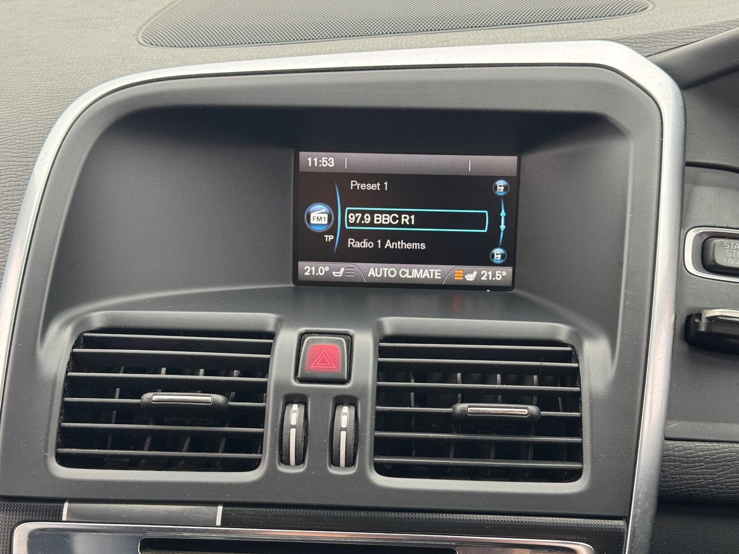 Used Volvo XC60 2014 for sale - 76512222: Photo 60