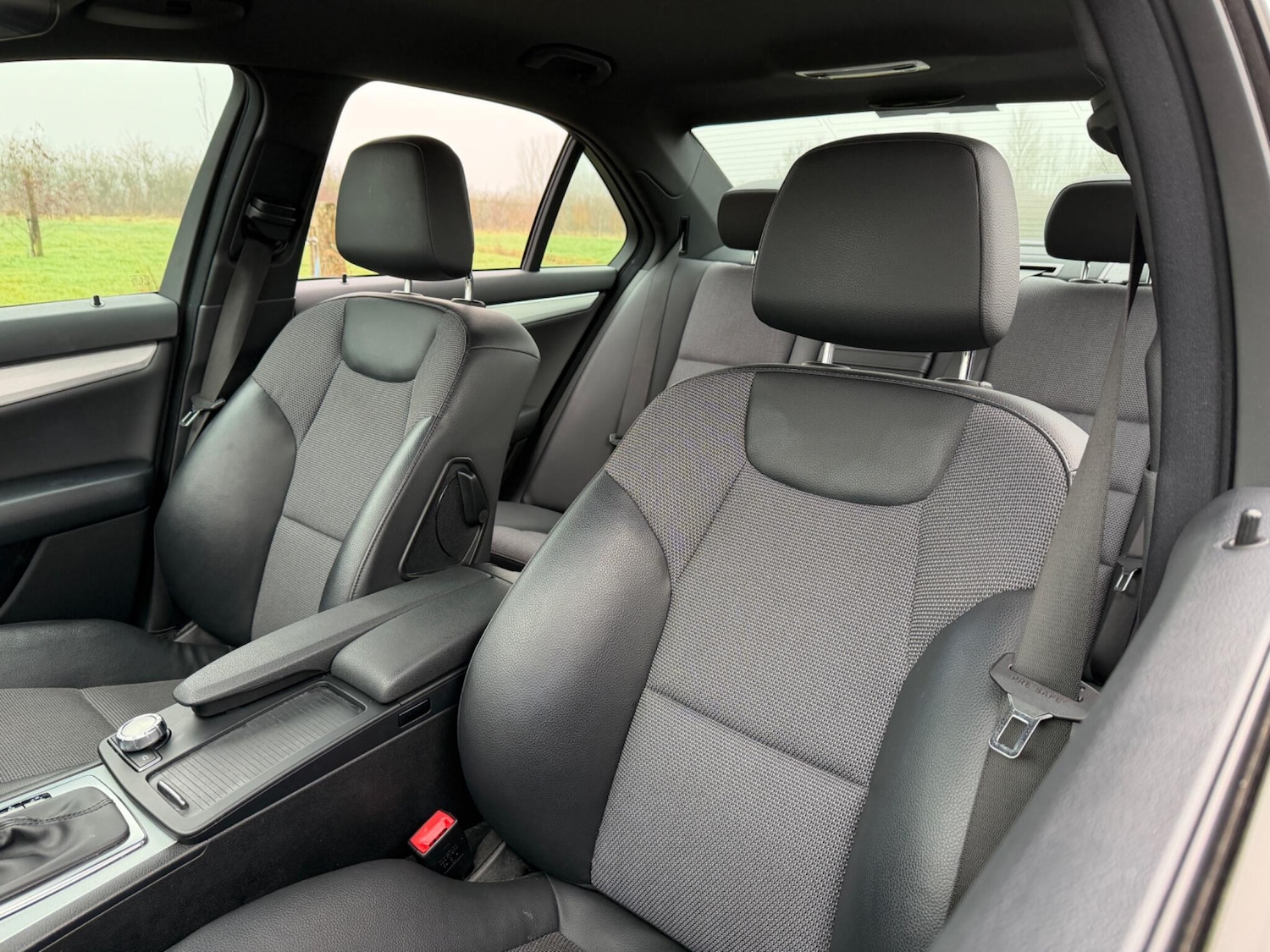 Used Mercedes-Benz C Class 2013 for sale - 77440184: Photo 37