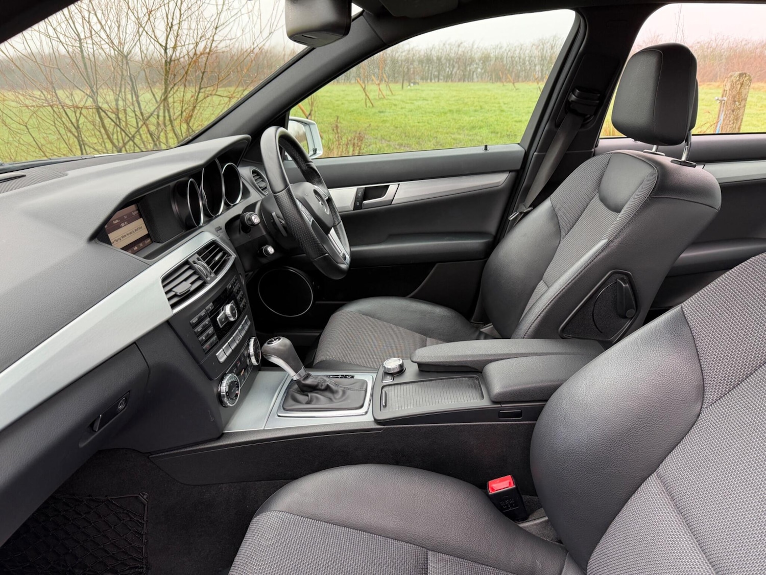 Used Mercedes-Benz C Class 2013 for sale - 77440184: Photo 38