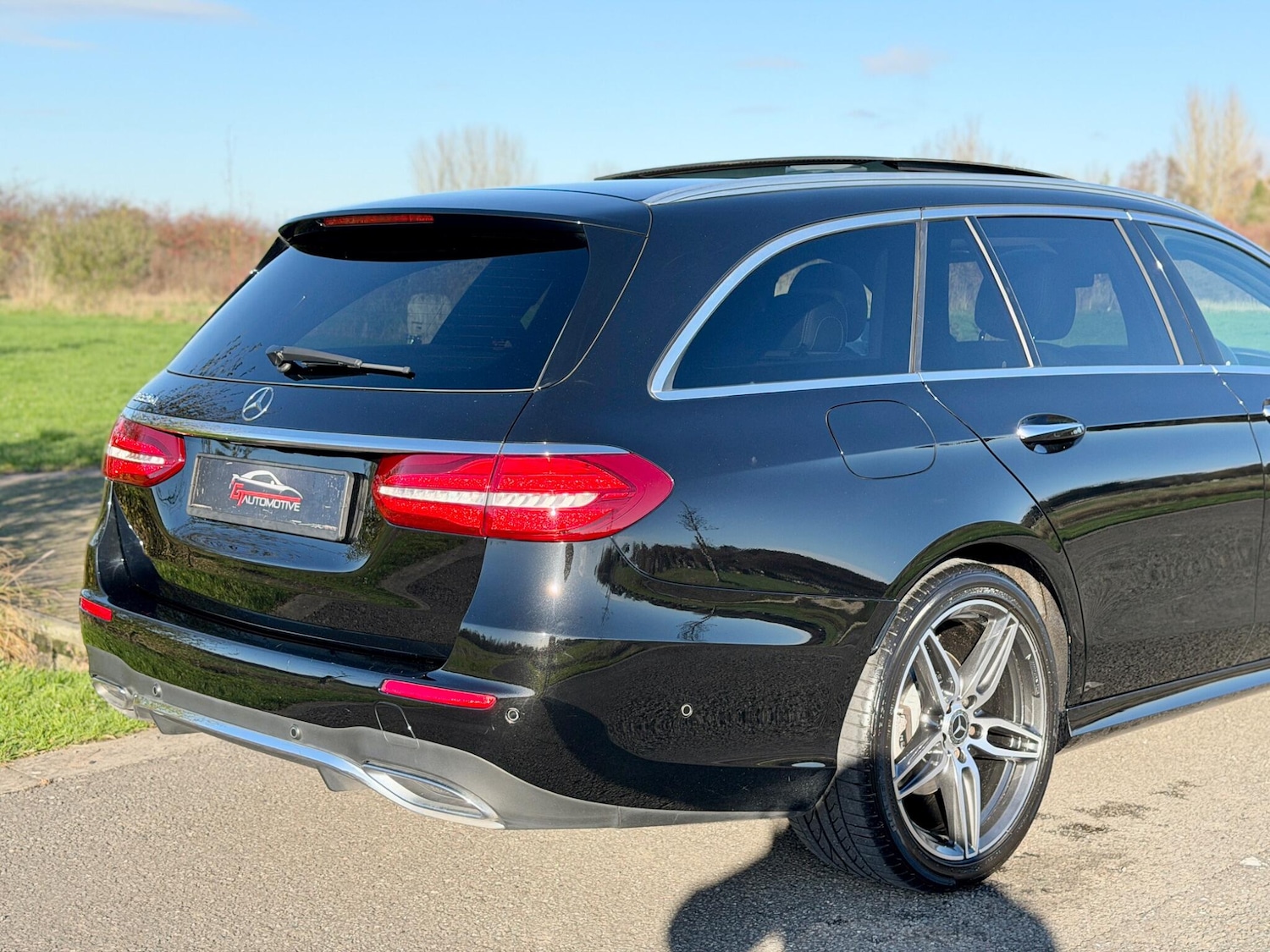 Used Mercedes-Benz E Class 2019 for sale - 76634041: Photo 10