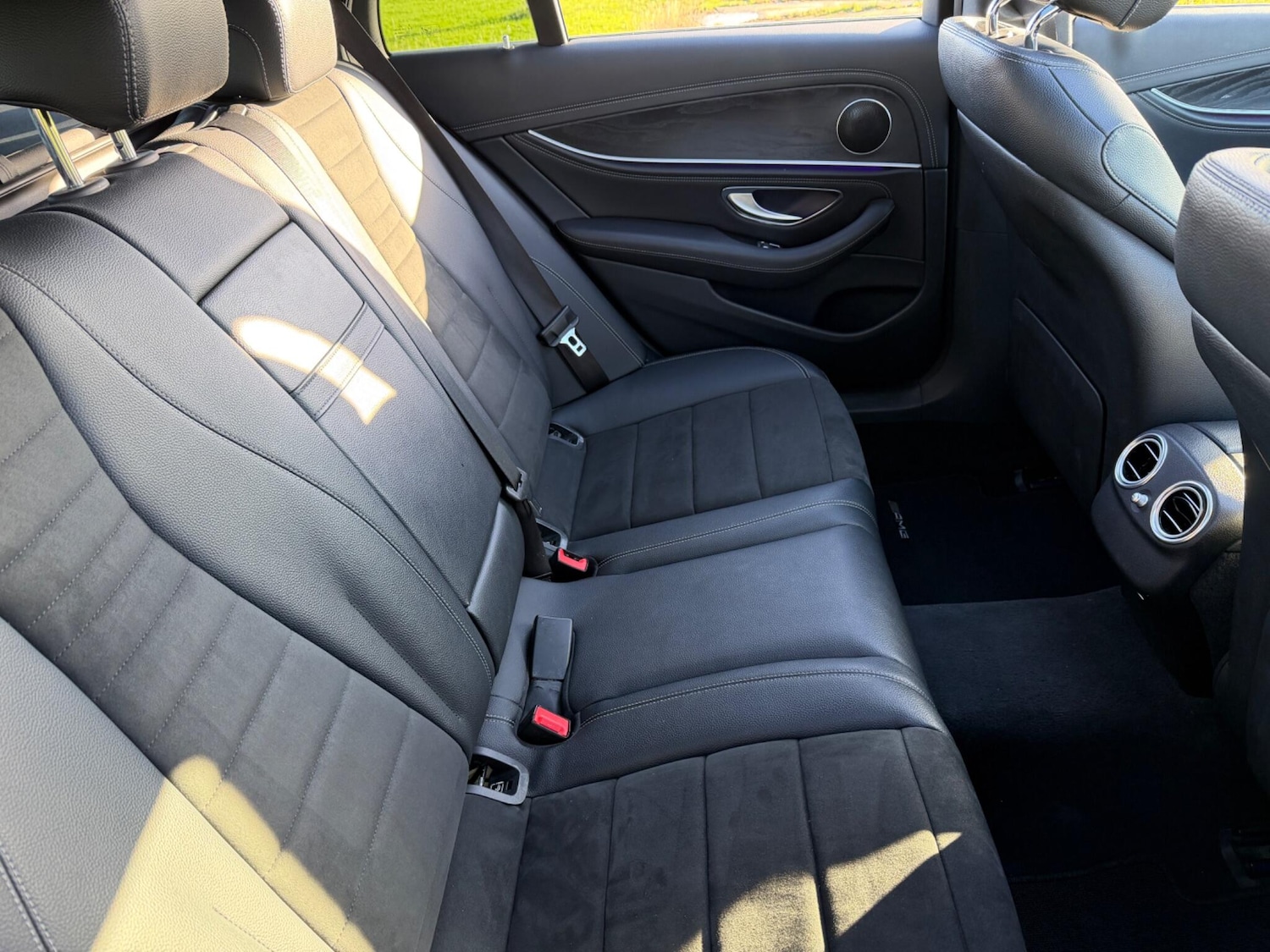 Used Mercedes-Benz E Class 2019 for sale - 76634041: Photo 40