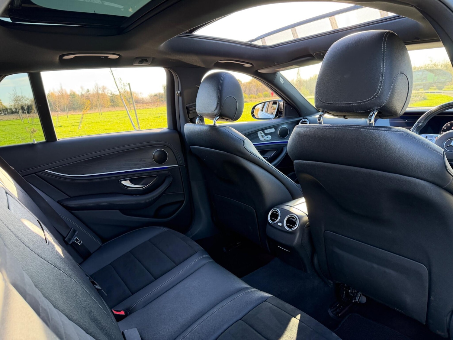 Used Mercedes-Benz E Class 2019 for sale - 76634041: Photo 42