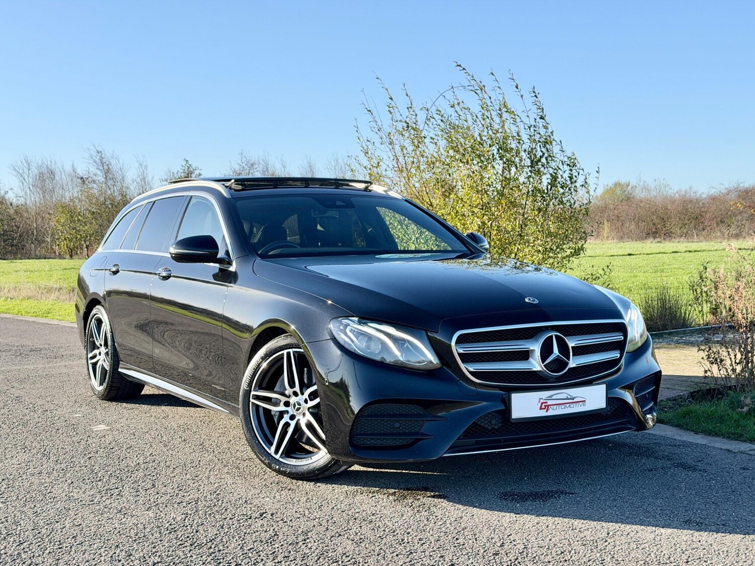Used Mercedes-Benz E Class 2019 for sale - 76634041: Photo 5