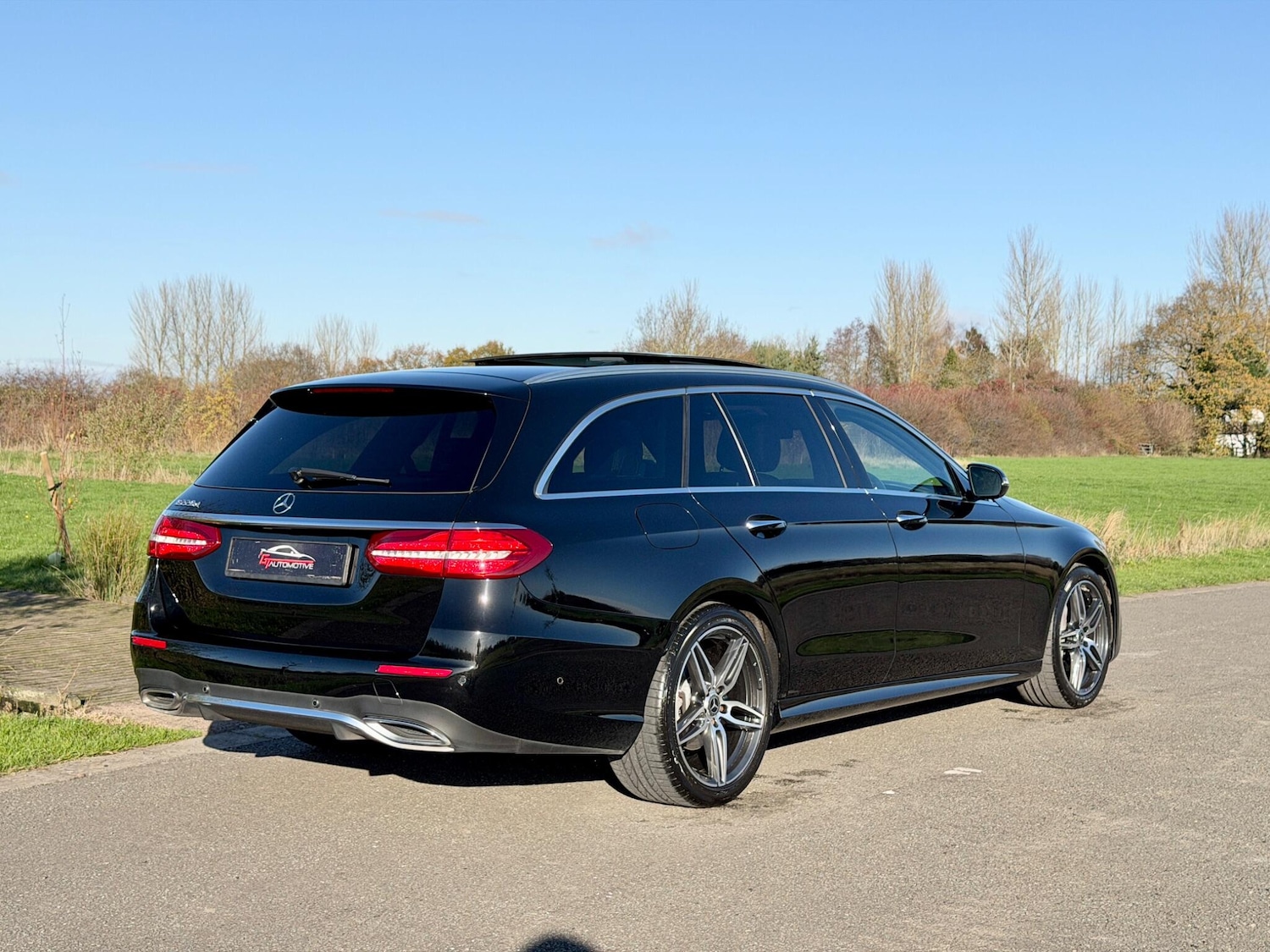 Used Mercedes-Benz E Class 2019 for sale - 76634041: Photo 8
