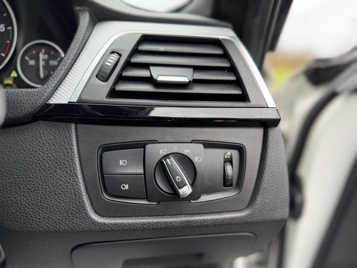 Used BMW 3 Series 2018 for sale - 77305092: Photo 57