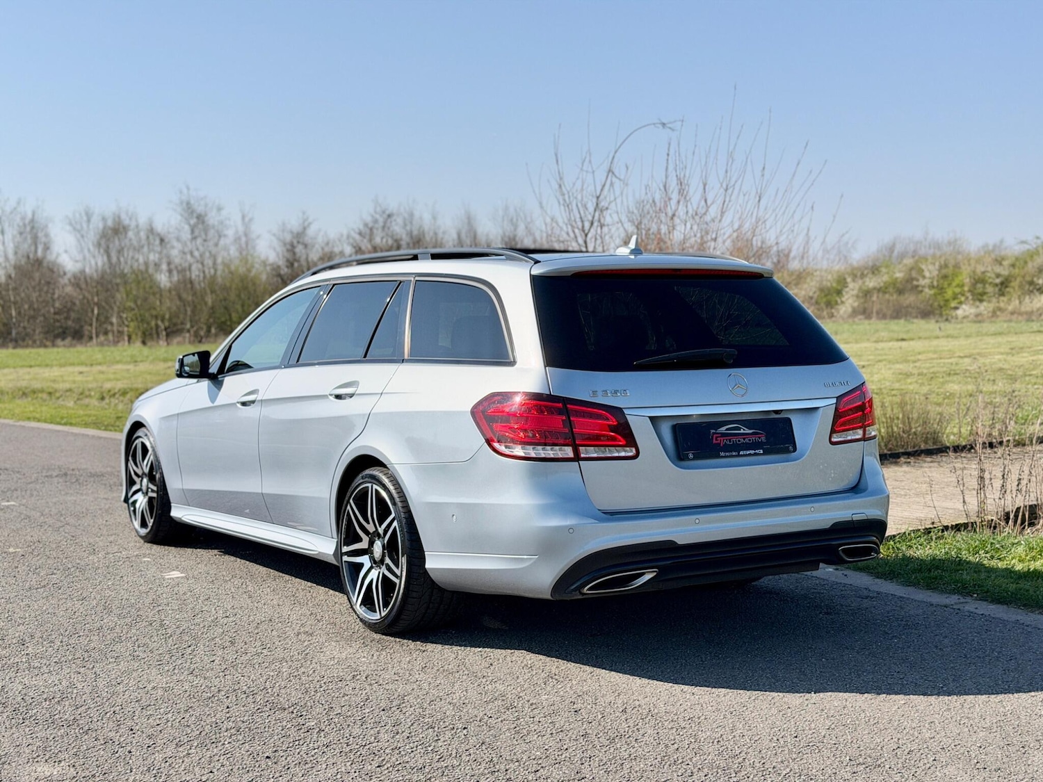 Used Mercedes-Benz E Class for sale - 77958176: Photo 10