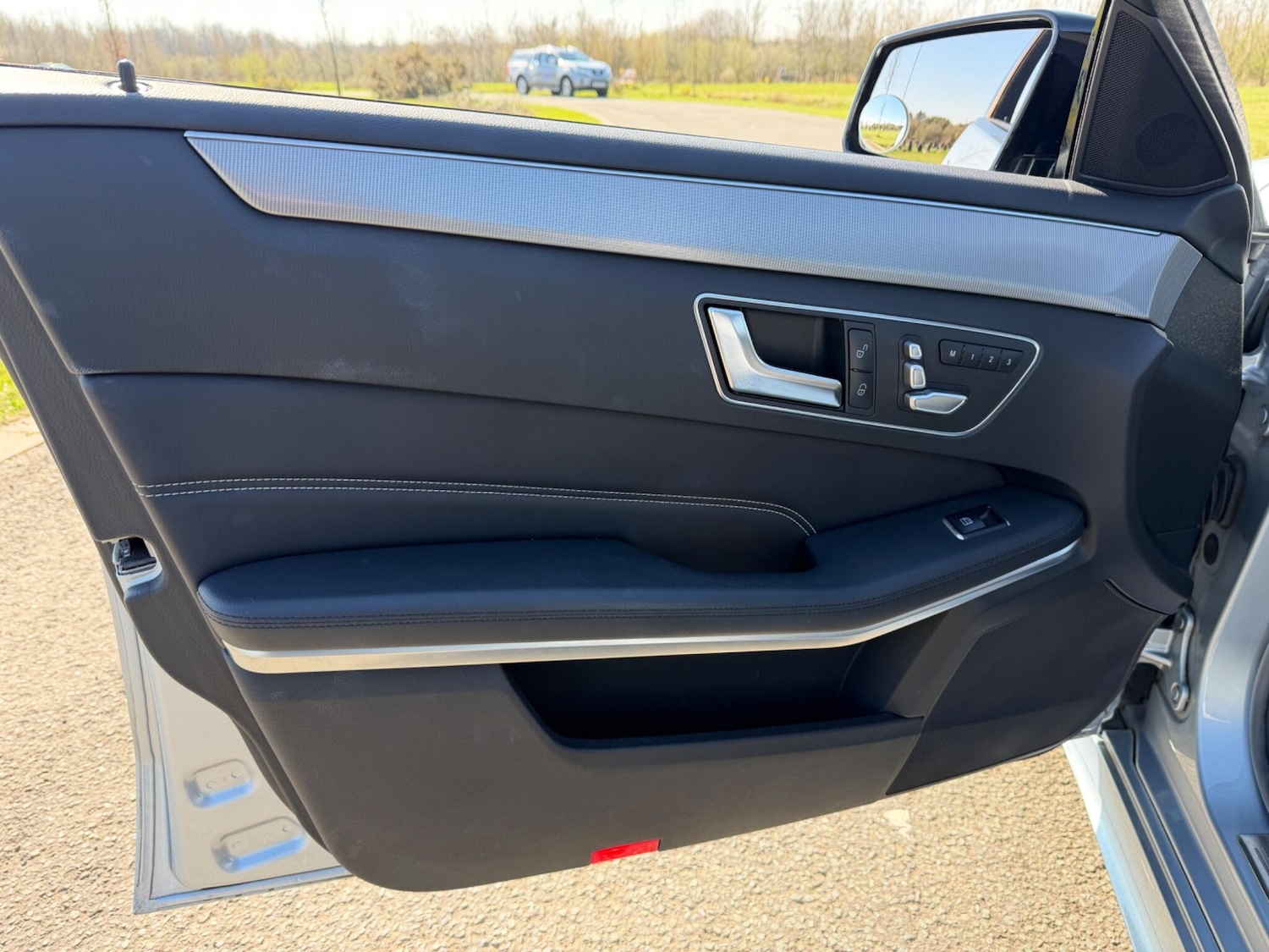 Used Mercedes-Benz E Class for sale - 77958176: Photo 48