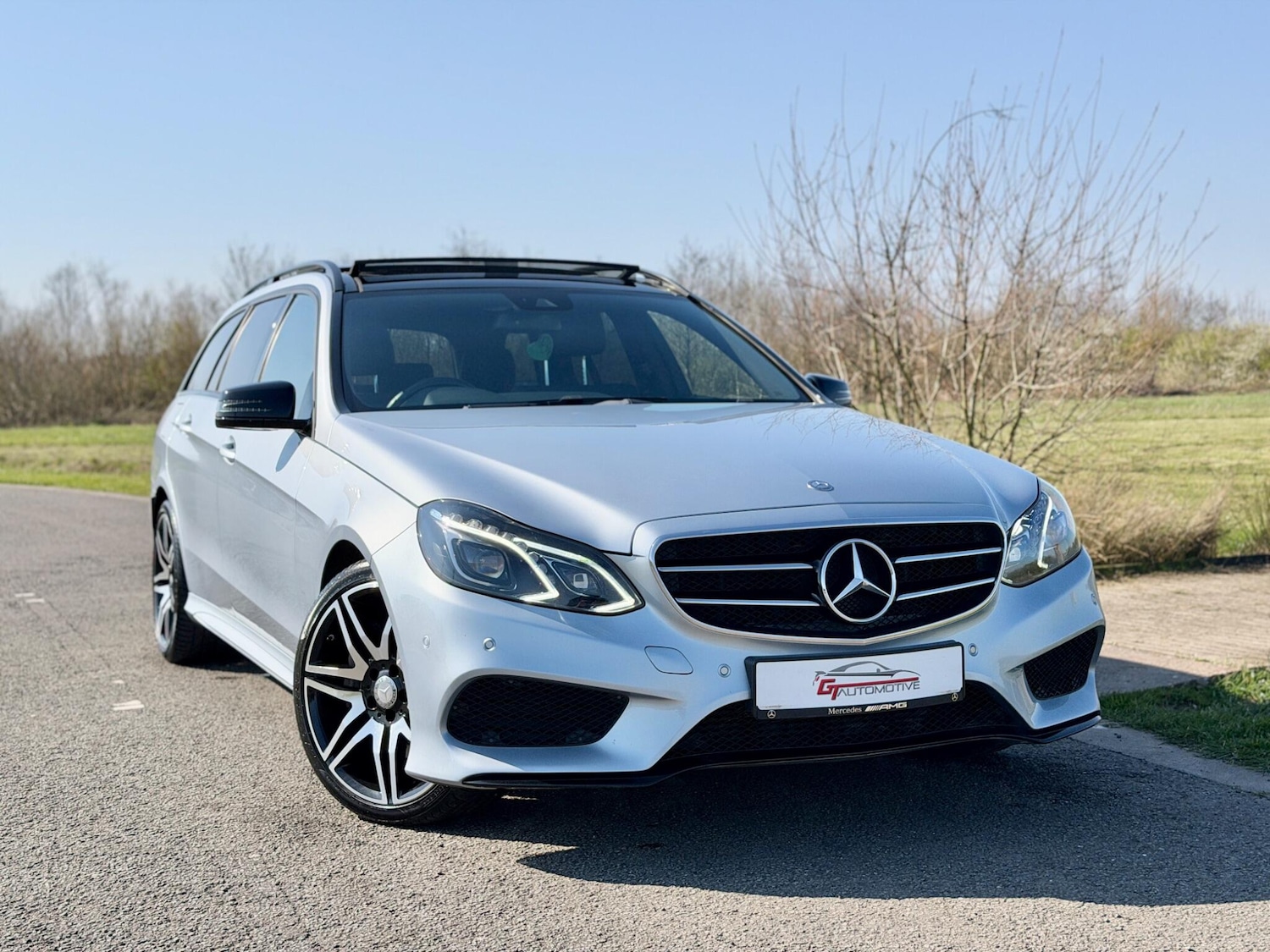 Used Mercedes-Benz E Class for sale - 77958176: Photo 5