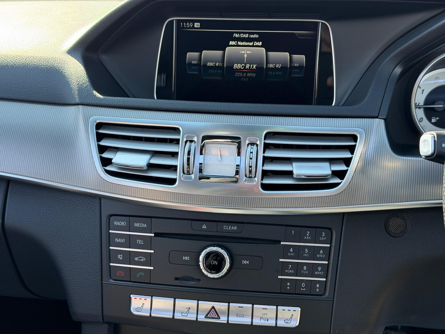 Used Mercedes-Benz E Class for sale - 77958176: Photo 54