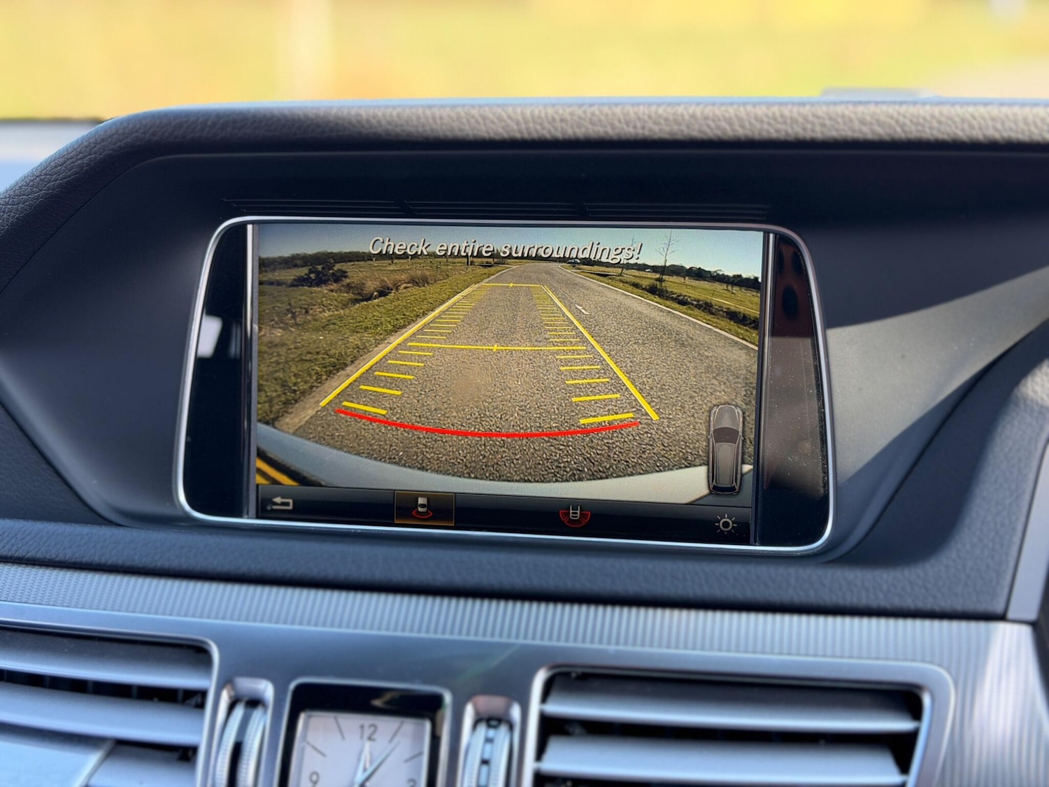 Used Mercedes-Benz E Class for sale - 77958176: Photo 65