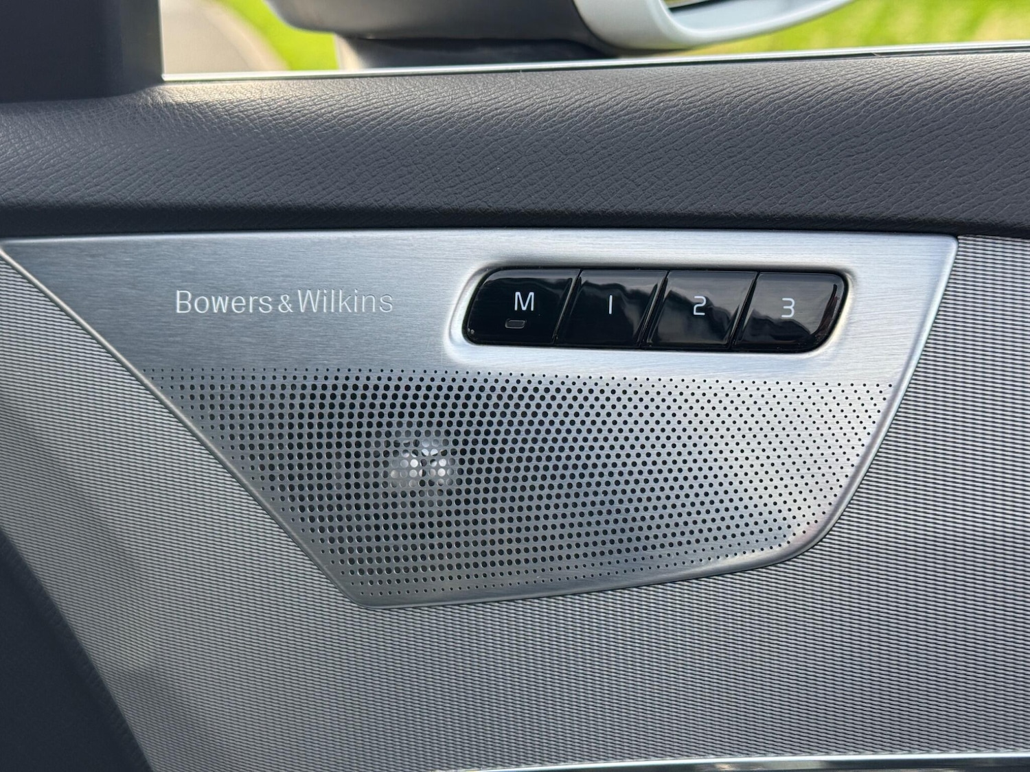 Used Volvo XC90 2016 for sale - 76994945: Photo 40