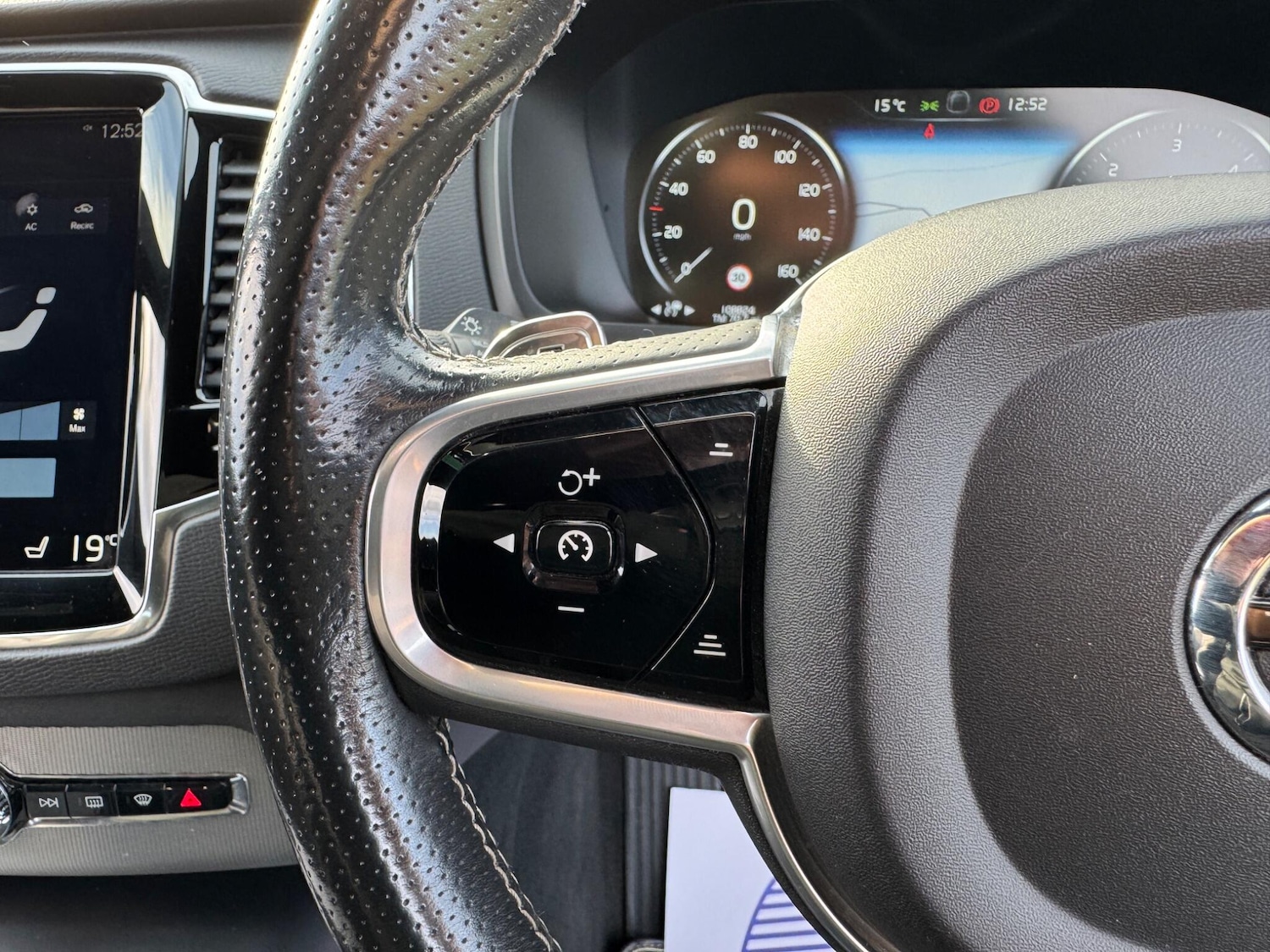 Used Volvo XC90 2016 for sale - 76994945: Photo 82