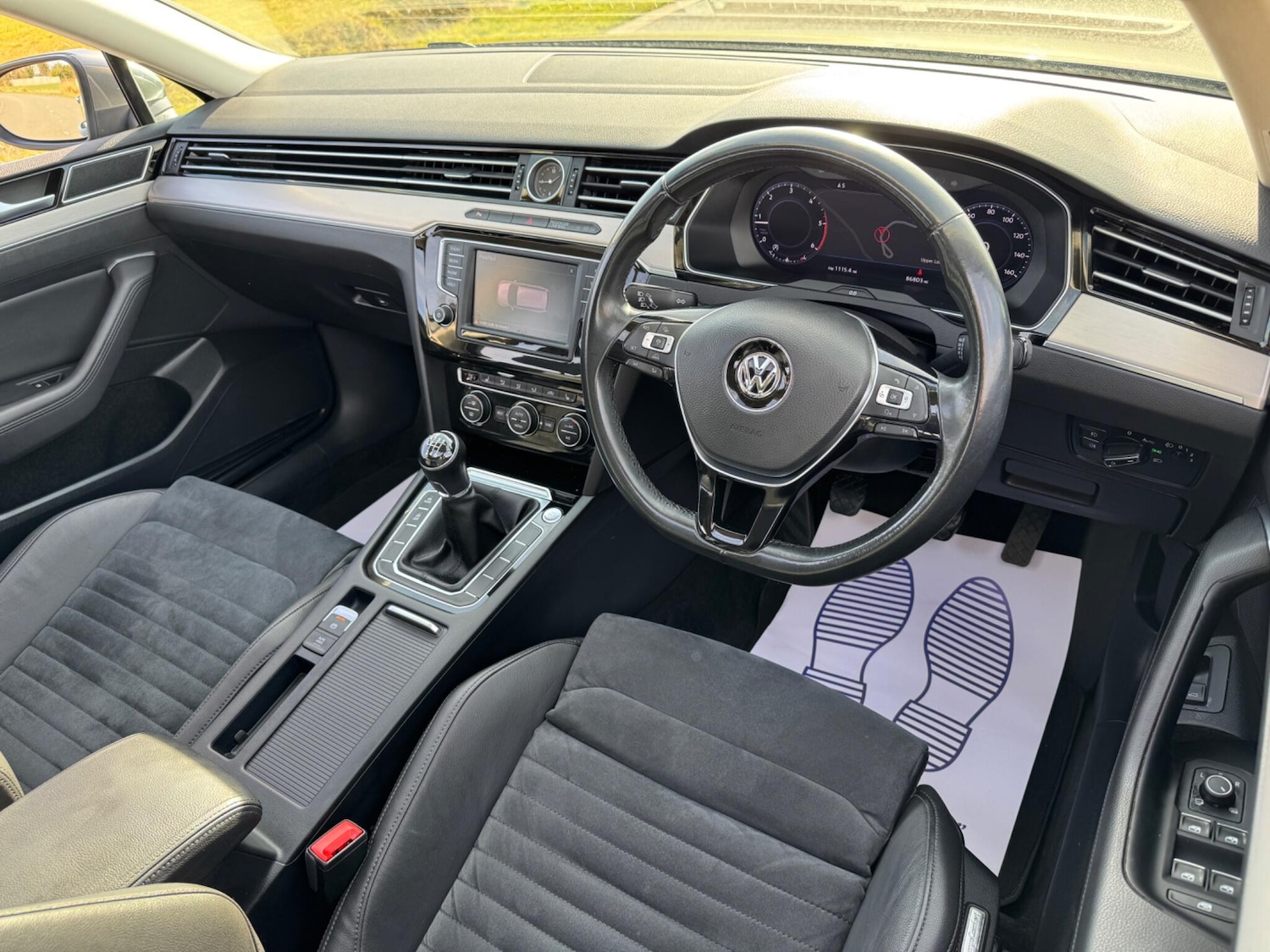 Used Volkswagen Passat 2016 for sale - 76521470: Photo 2