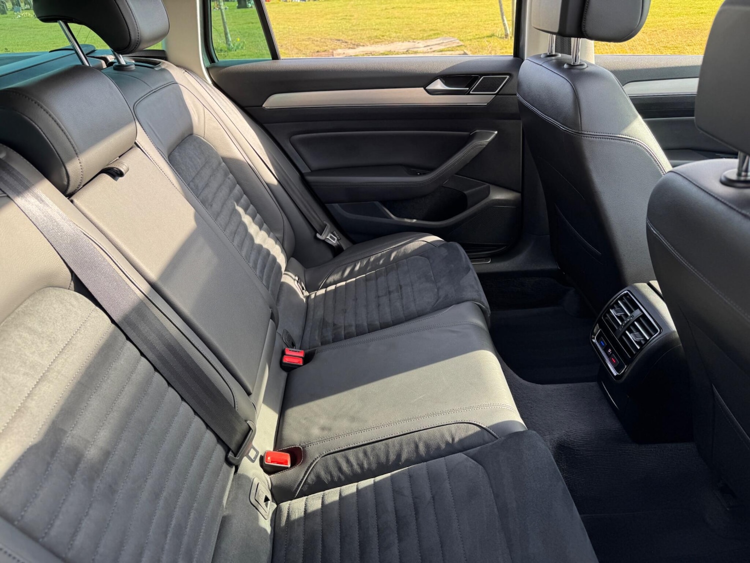 Used Volkswagen Passat 2016 for sale - 76521470: Photo 33