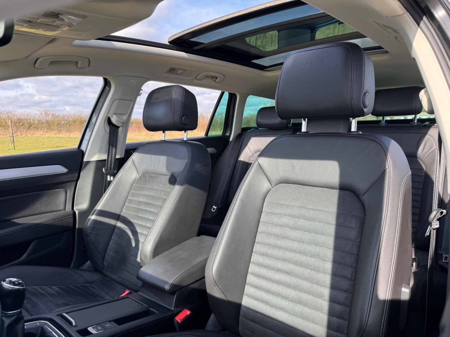 Used Volkswagen Passat 2016 for sale - 76521470: Photo 41