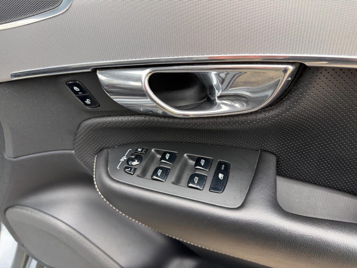 Used Volvo XC90 for sale - 77646832: Photo 39