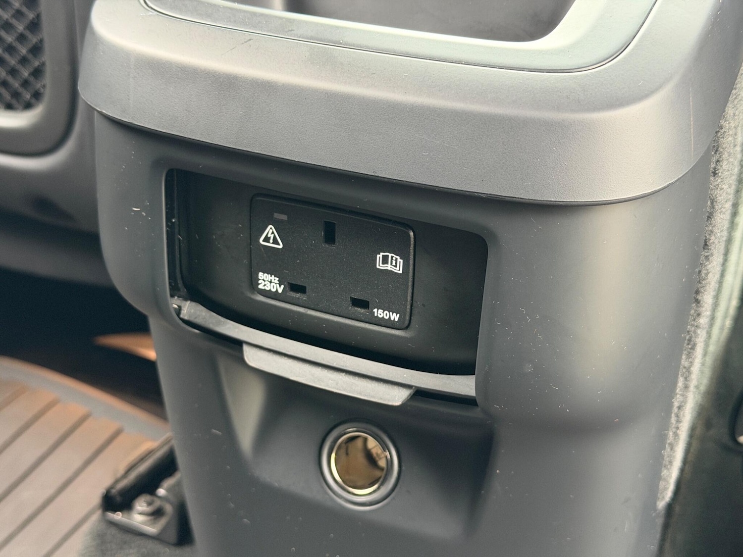 Used Volvo XC90 for sale - 77646832: Photo 45