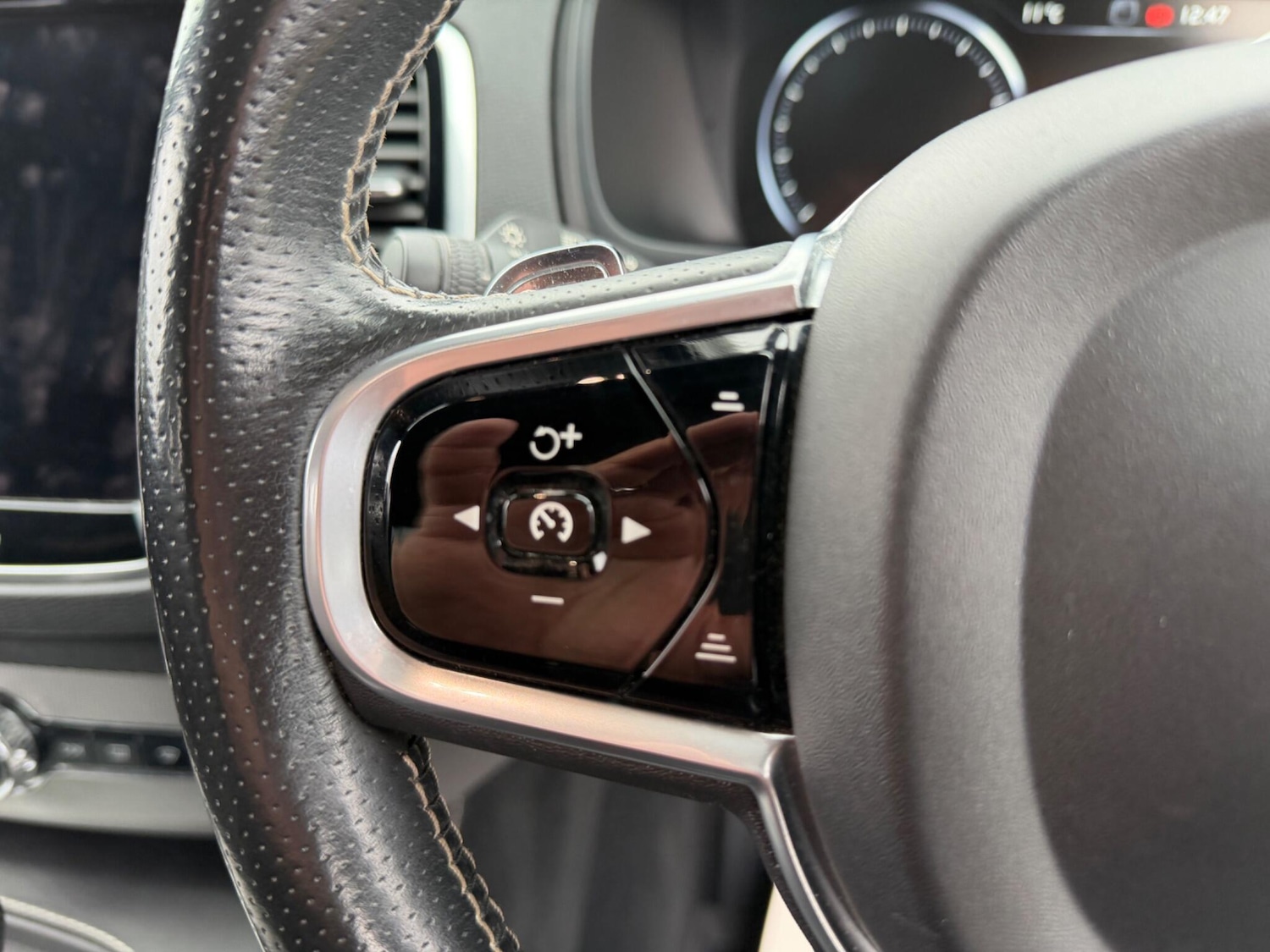 Used Volvo XC90 for sale - 77646832: Photo 65