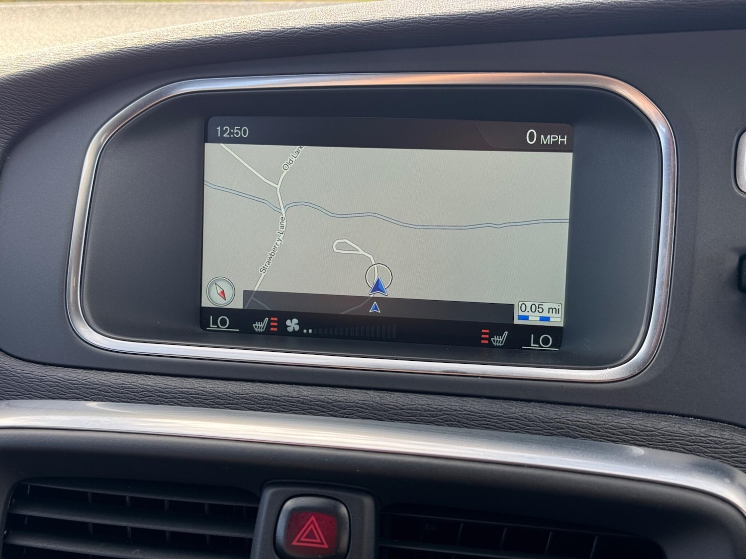 Used Volvo V40 2016 for sale - 76976825: Photo 62