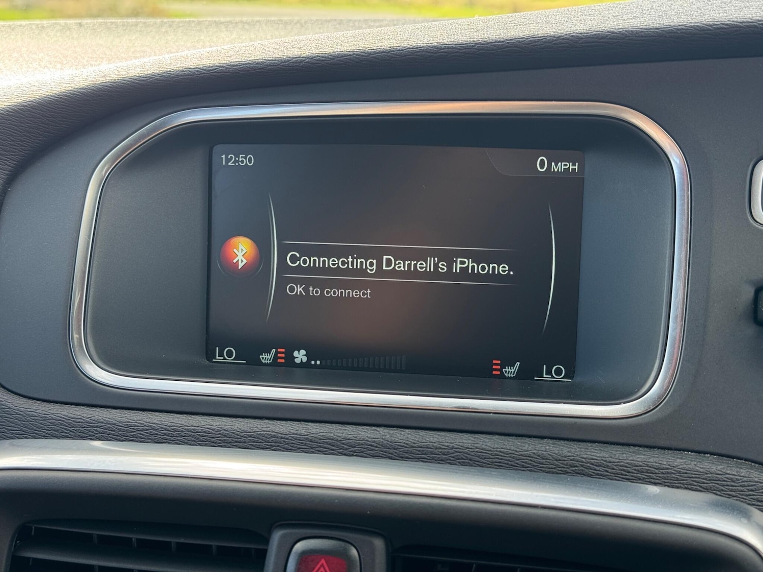 Used Volvo V40 2016 for sale - 76976825: Photo 64