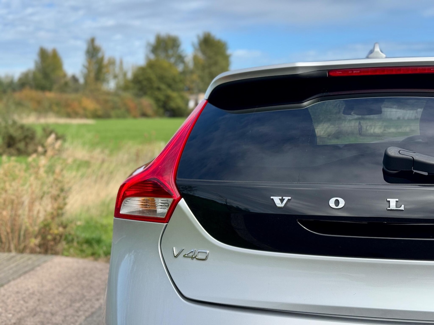 Used Volvo V40 2016 for sale - 76361396: Photo 12