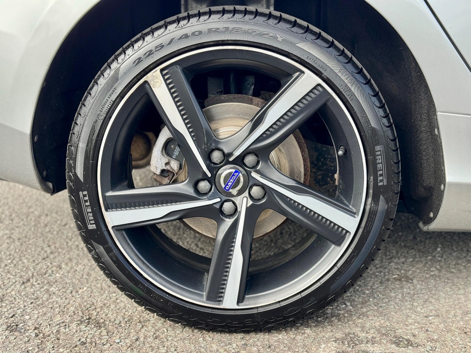 Used Volvo V40 2016 for sale - 76361396: Photo 24