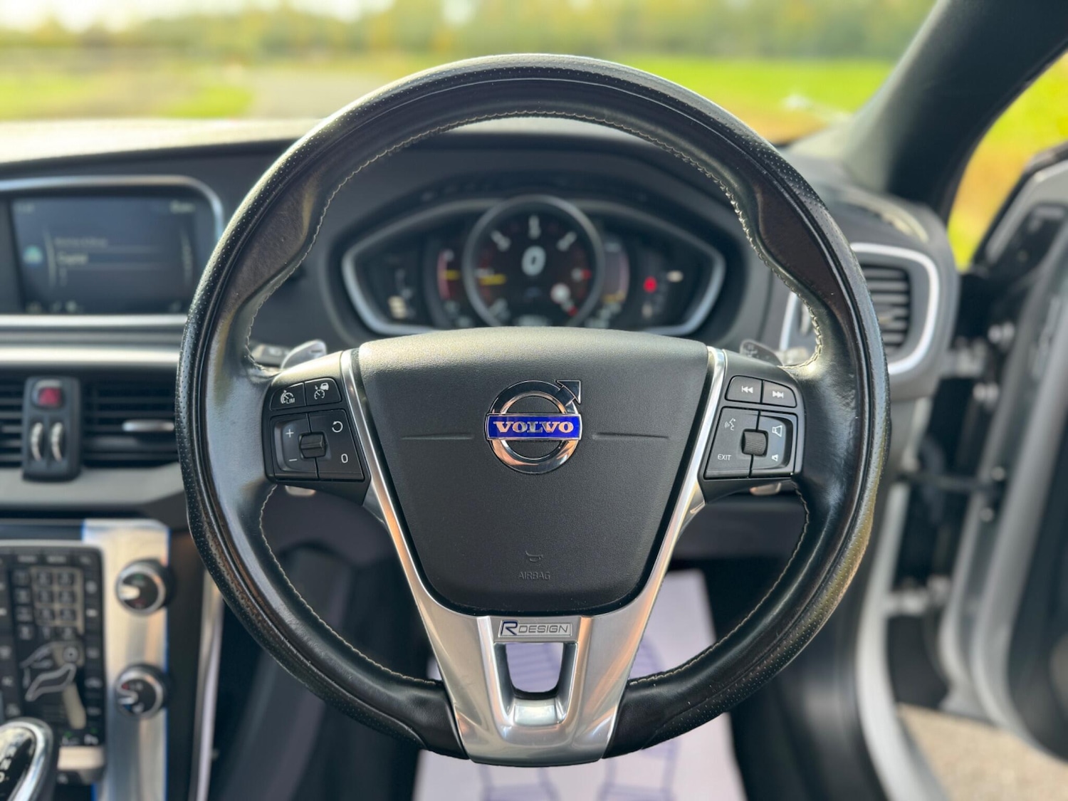 Used Volvo V40 2016 for sale - 76361396: Photo 46